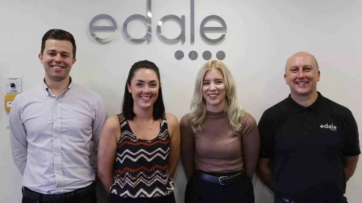 Conozca al equipo de Edale | El equipo de posventa de Edale recibe un impulso vital para apoyar a la base de clientes de todo el mundo.