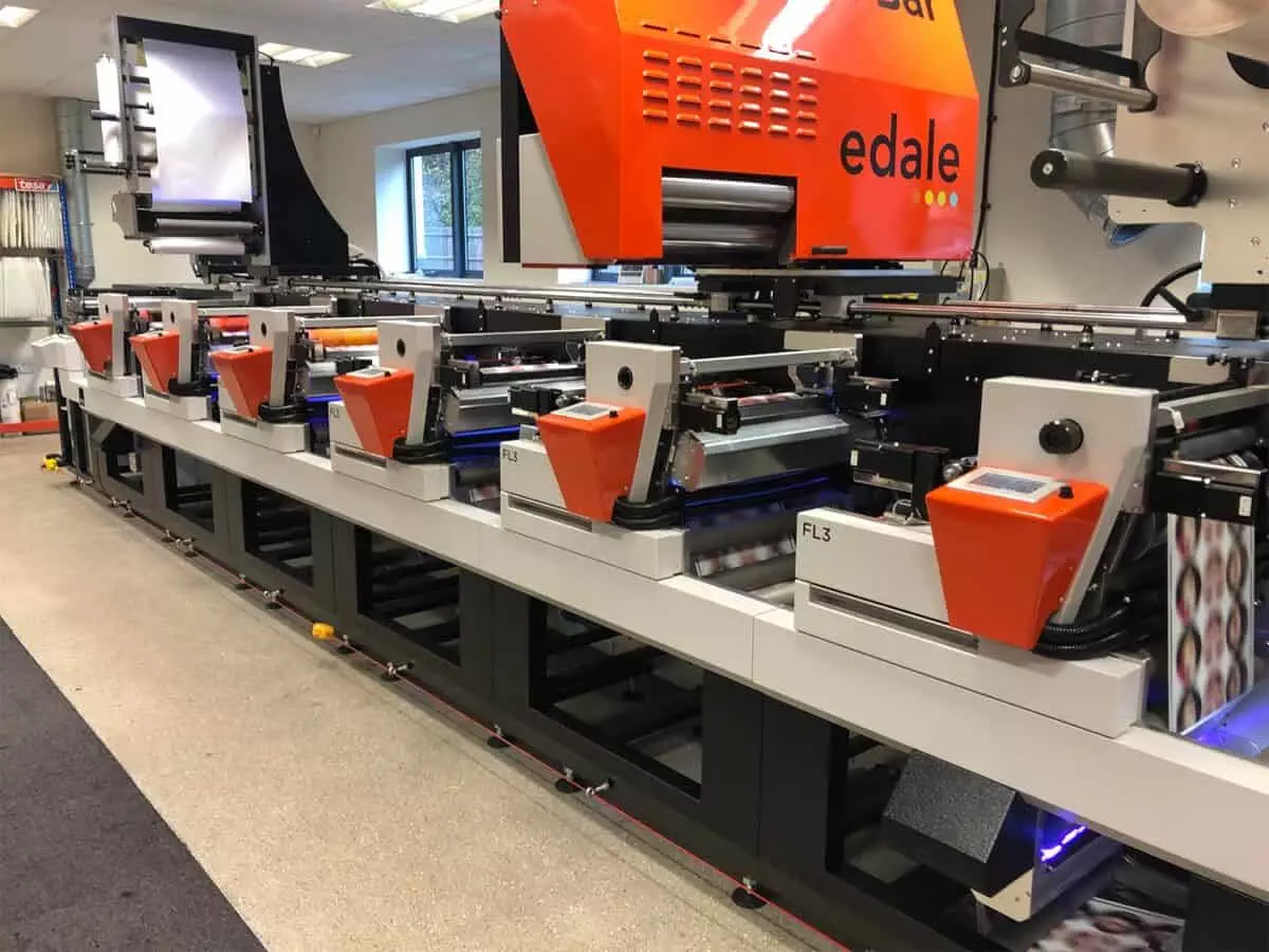 Máquina de laminación UV LED de Fujifilm y sistemas de curado en frío para la impresión - Laminación Ebeam - Laminación en seco - Laminación de autoenrollado - Curado con haz de luz - Sistemas de curado UV LED para la impresión - Impresión de curado ultravioleta