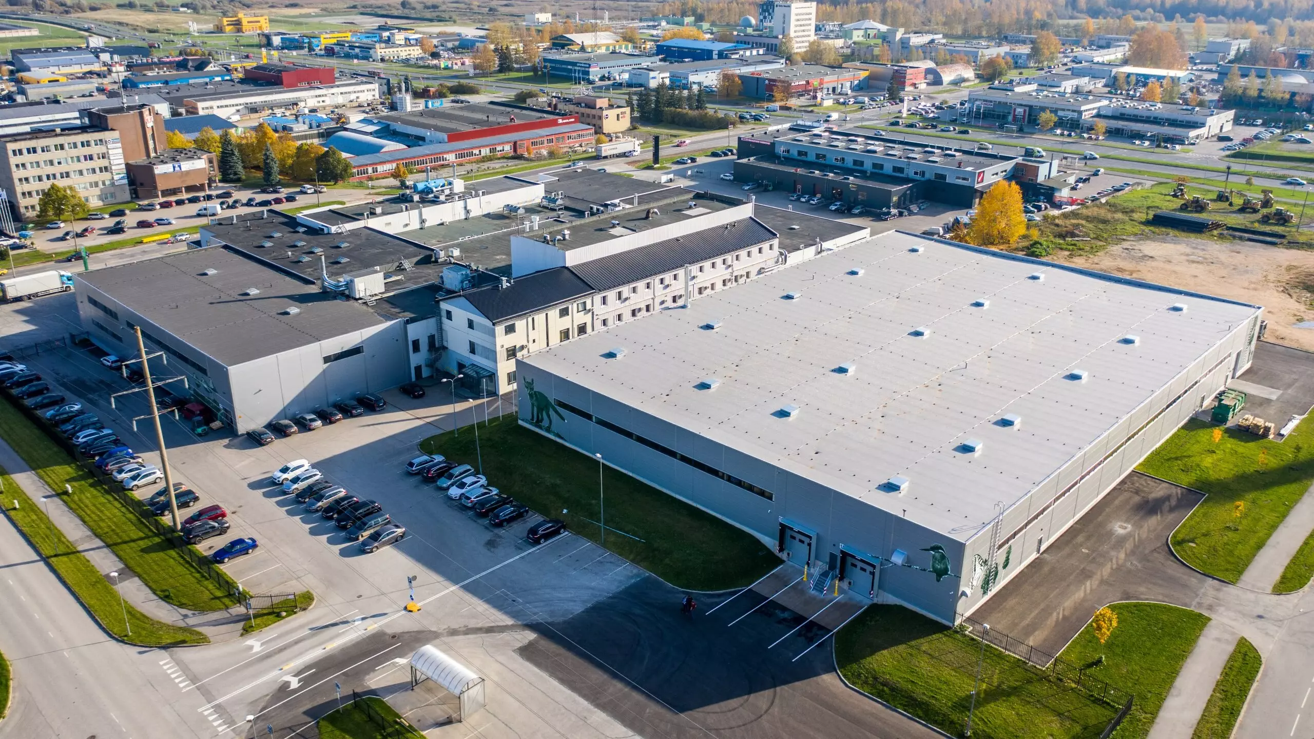 Kroonpress Kroonpak Fabrik skaliert uai